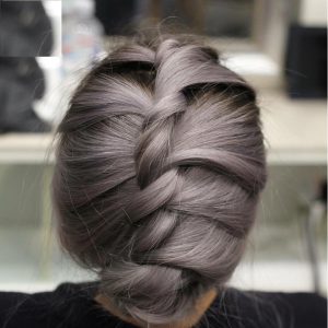 Hypnotic Ash Grey Hairstyles To Rock In