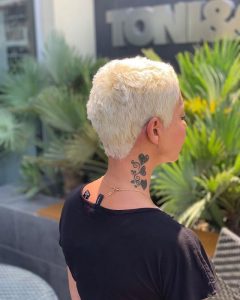 20 Short White Hair Color Ideas Styles For 2024 HairstyleCamp