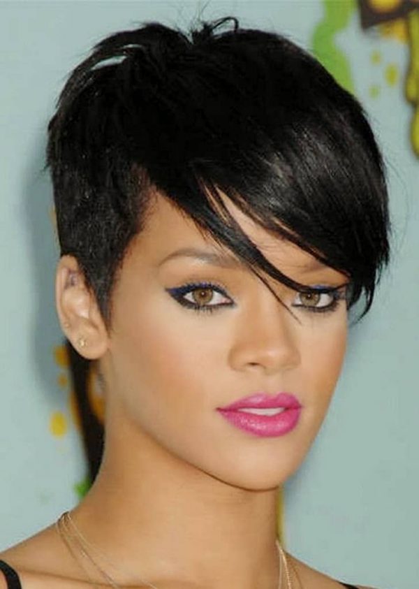 Rihanna's Chic Short Hairstyle