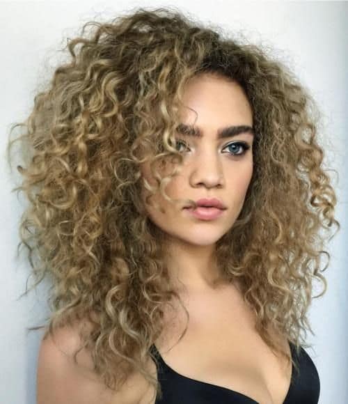 Short Layered Curly Hairstyle
