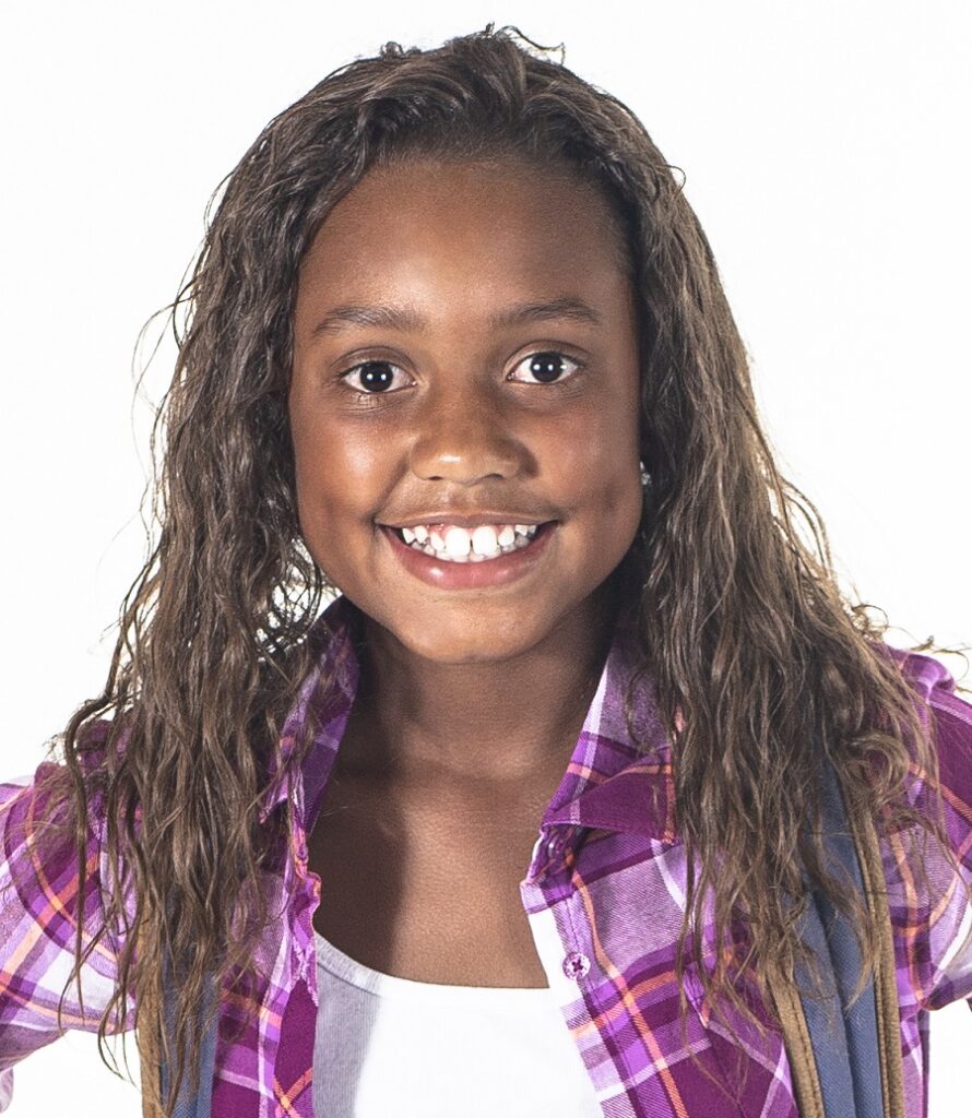 11 year old black girl with wet hairstyle