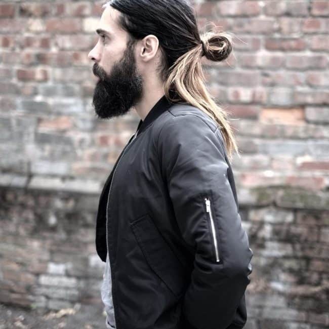 40 Fabulous Ponytail Hairstyles for Males [2022] – Hairstyle Camp | 12 12