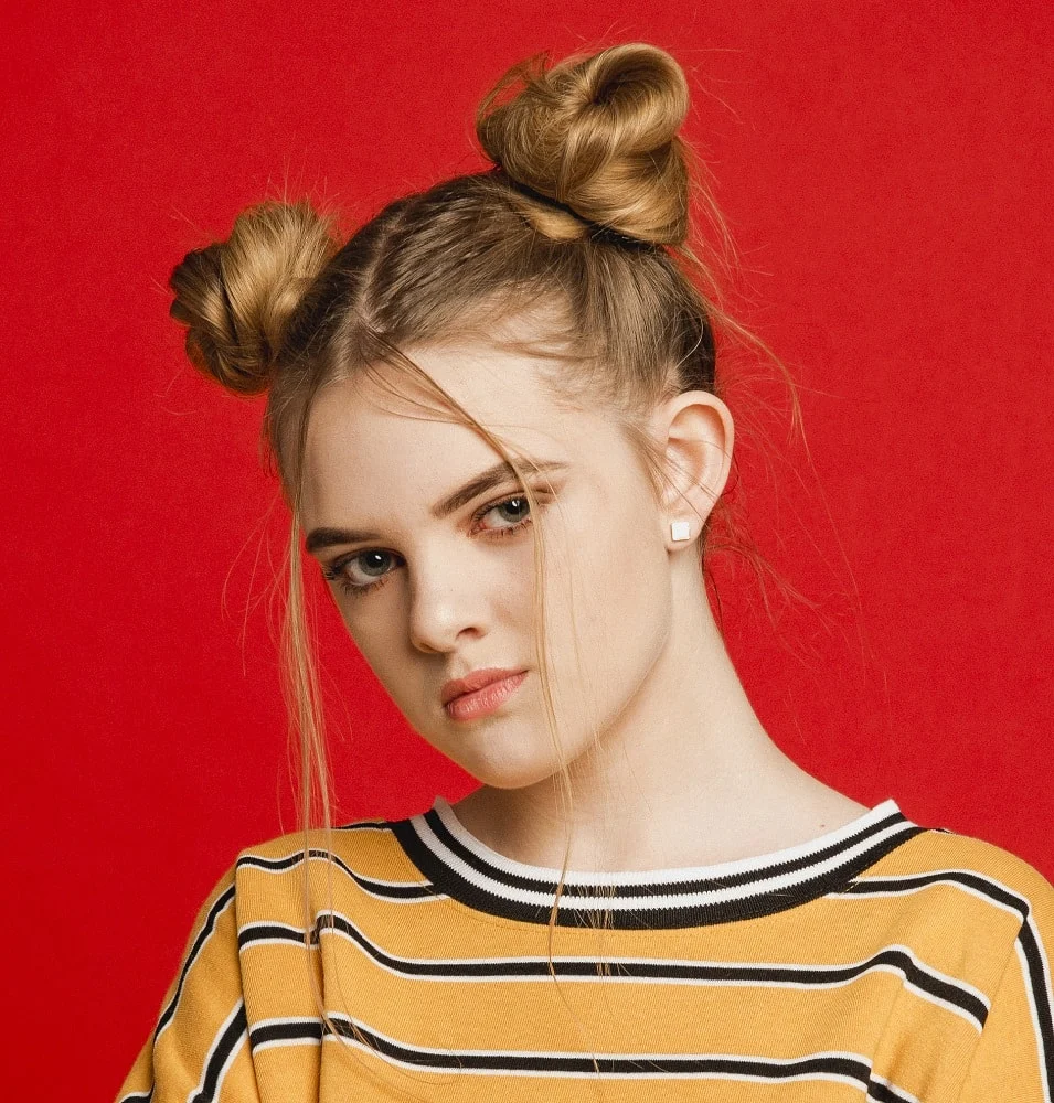 15 year old girl with space buns