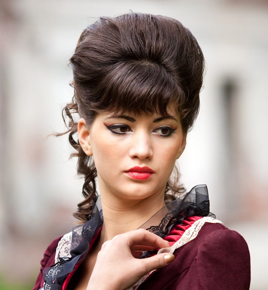 1800s hairstyle with bangs