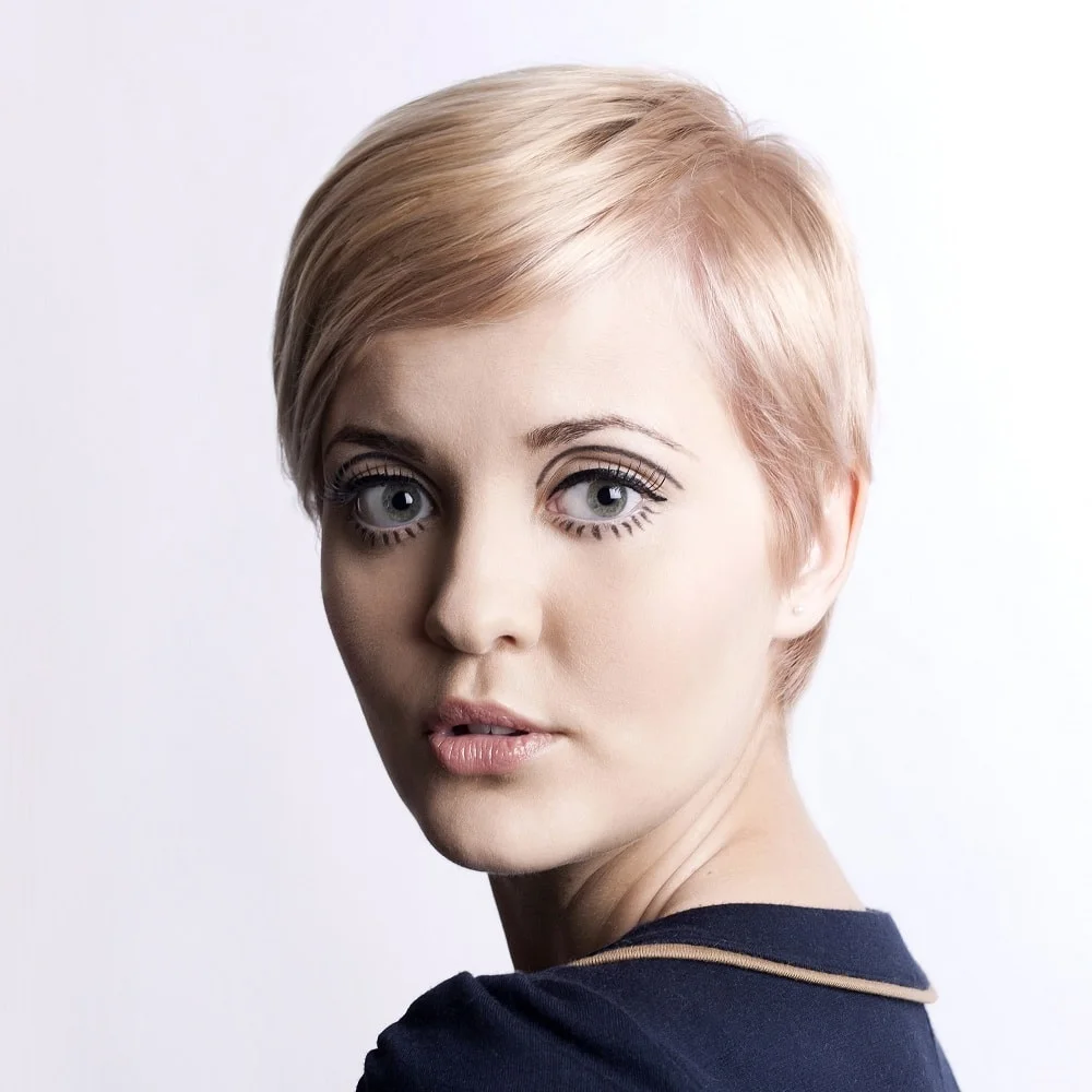 1960s pixie hairstyle