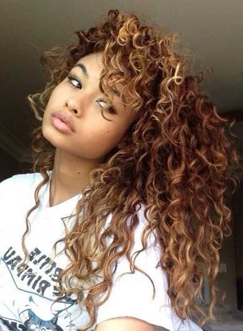 Layered Curly Hairstyle