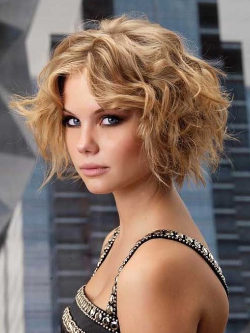 80 Short Haircuts and Hairstyles for Women 69