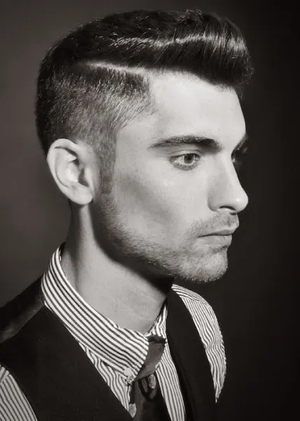 Blowout Haircuts for Men 33