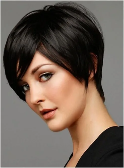 Coolest Women's Hairstyles for Thin Hair 47-min