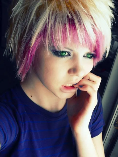 Emo Hairstyles for Girls 2