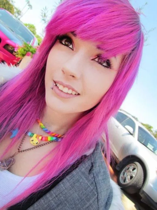Emo Hairstyles for Girls 6