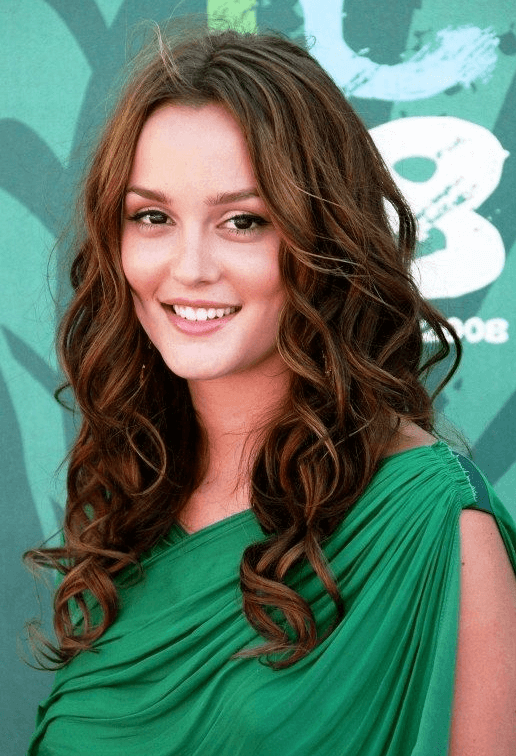 75 of The Cutest Hairstyles for Teenage Girls [2023 Updated]