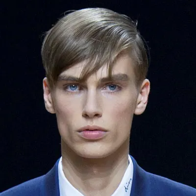 25 Men's Haircuts for Thinning Hair