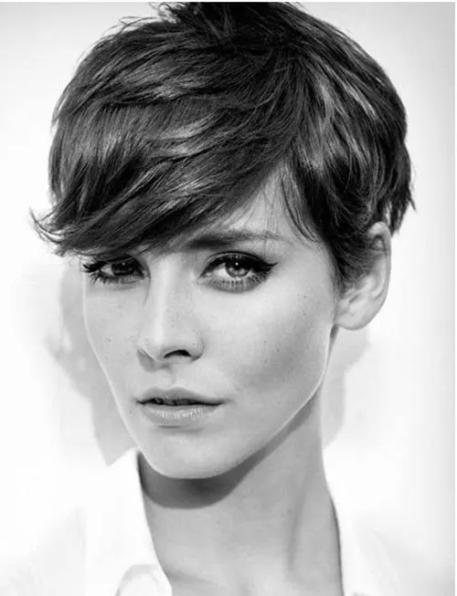 Pixie Haircuts for Women 10-min