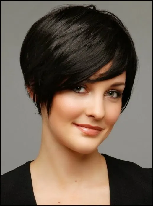 Short Haircuts for Women With Round Faces 10-min