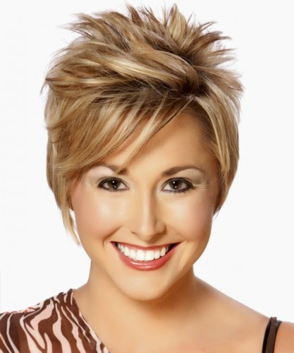 Short Haircuts for Women With Round Faces 43-min