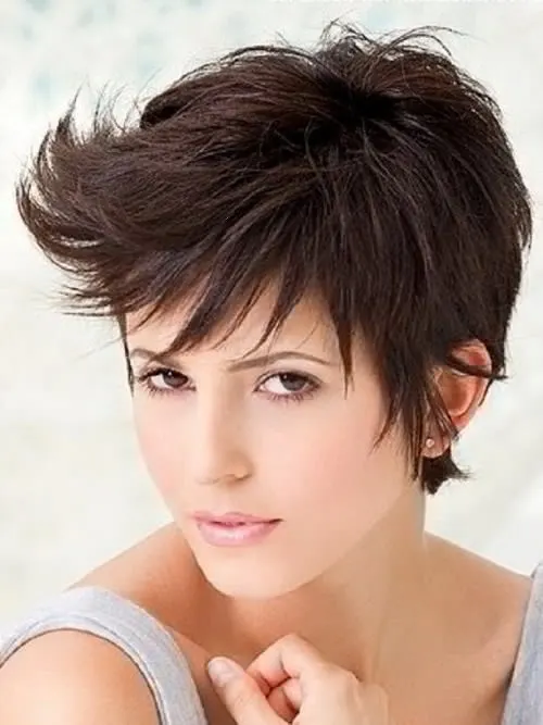 Short Hairstyles for Long Faces 15-min
