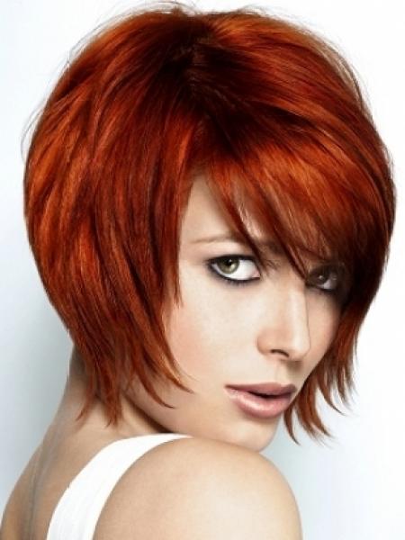 60 Unbeatable Short Hairstyles for Long Faces [2020]