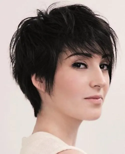Short Hairstyles for Long Faces 18-min