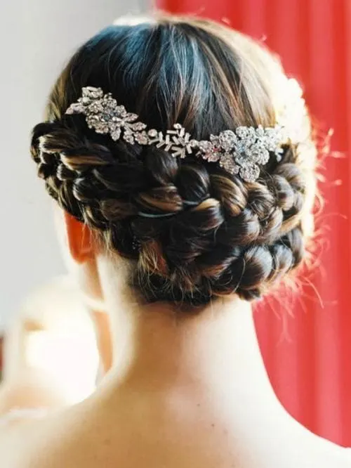 bridesmaid hairstyles 20-min