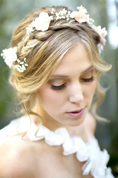 bridesmaid hairstyles with Flower headband