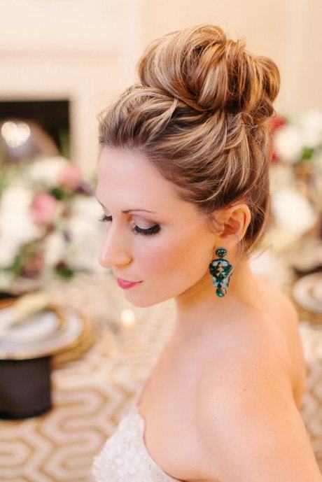 simple and beautiful bridesmaid hairstyles