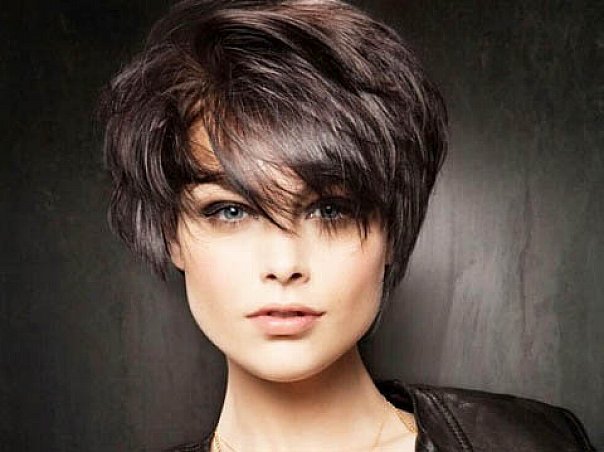 With oval faces for short bangs hairstyles 24 Flattering