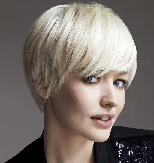  Blond wispy bowl haircut for women