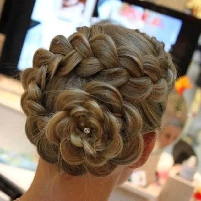 Cutest braided bun hairstyle with long hair