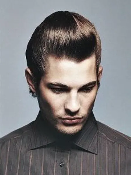 Men's greaser hairstyles with Round crest