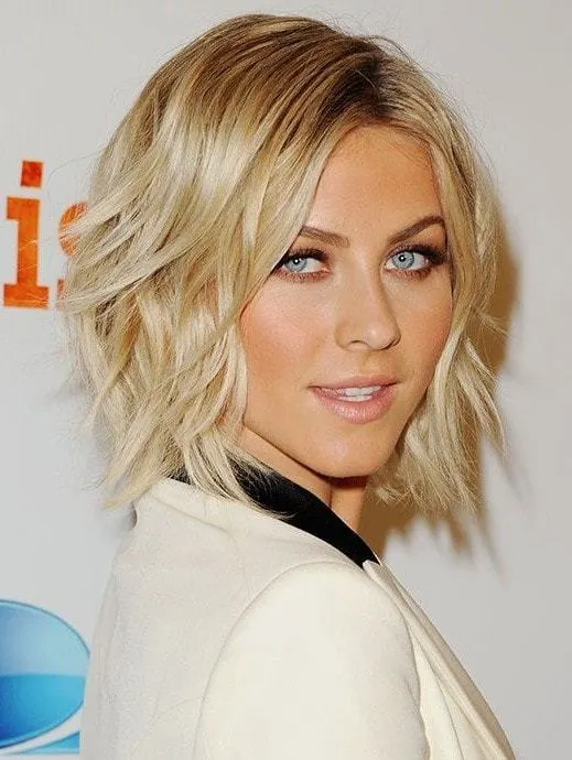 20 Alluring Short Layered Hairstyles for 2023 - The Right Hairstyles