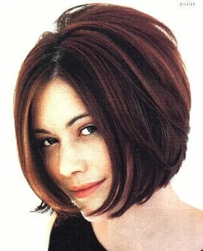 Short stacked bob hairstyles for women 13-min