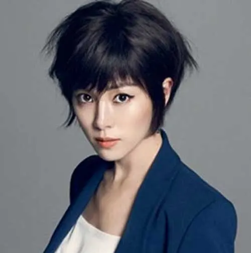 short asian hairstyles for women 35-min