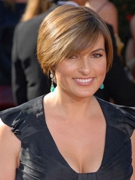 short hairstyles for women age 40 to 50 10-min