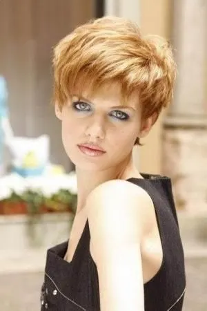 short hairstyles for women age 40 to 50 6-min