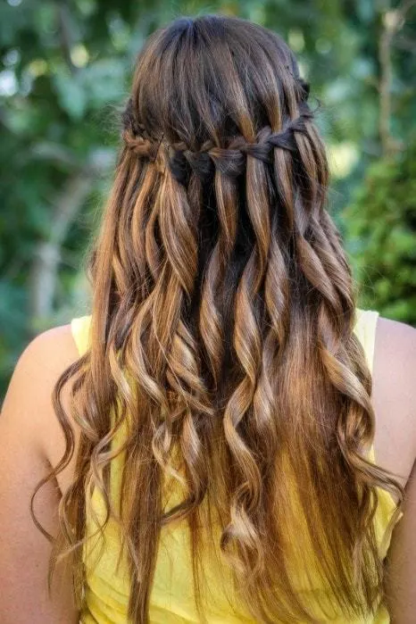 waterfall braid hairstyles 1-min