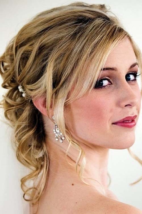 wedding hairstyles for Bride With long hair 21-min