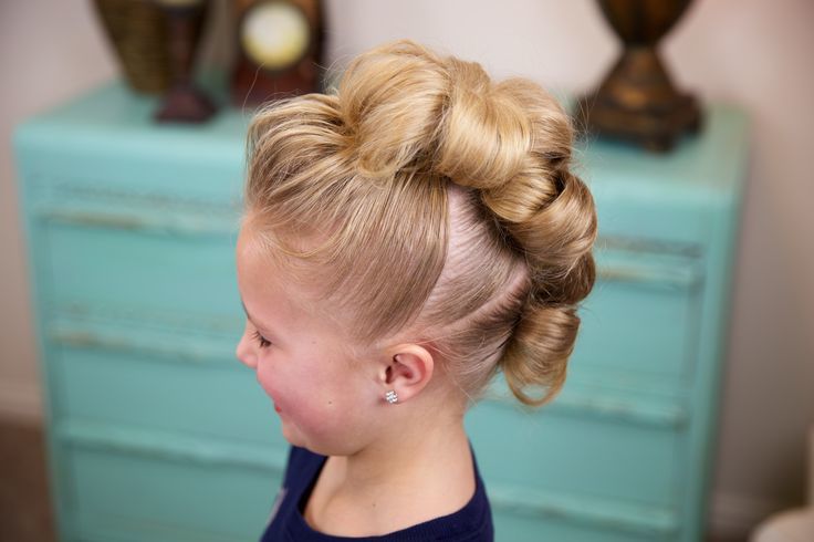 Homecoming Hairstyles From Pinterest Wear These to the Big Dance   StyleCaster