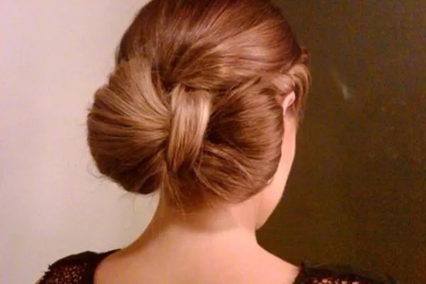 your favorite Loose bow hairstyle