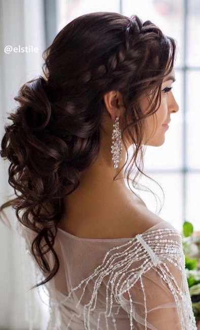 nice Romantic ponytail hairstyle