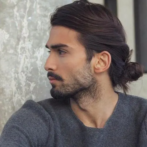 men long bun hairstyle