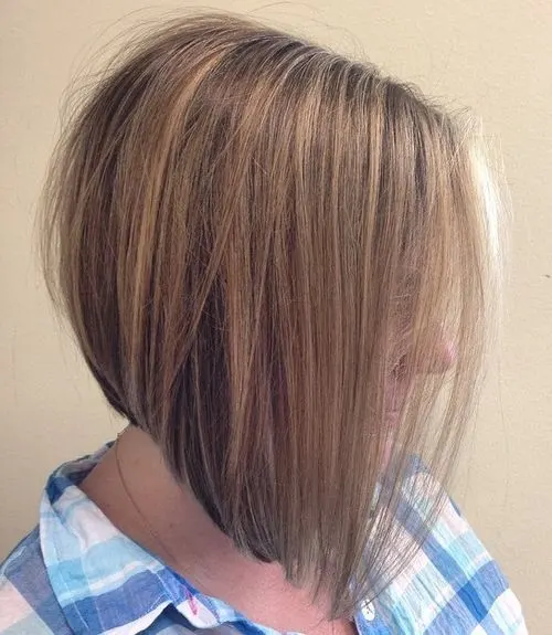 nice hairstyle with Asymmetrical bob haircut for women 