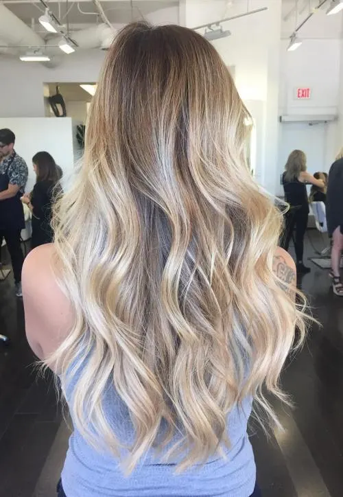 Tricky ombre hairstyle for girl