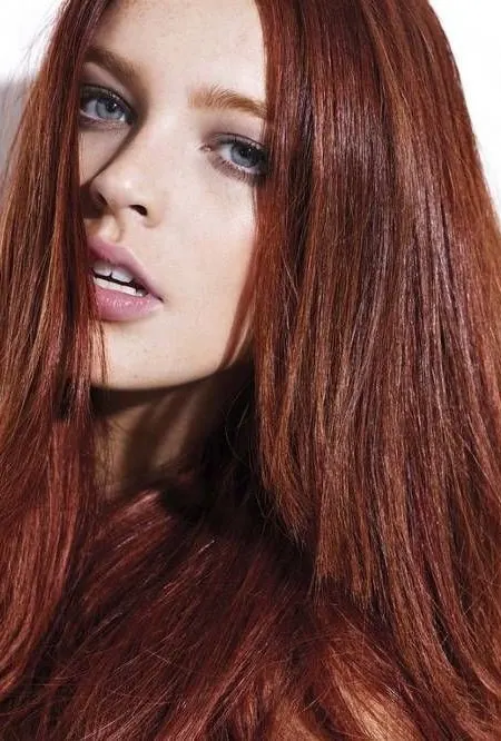 beautiful Medium red auburn hairstyle