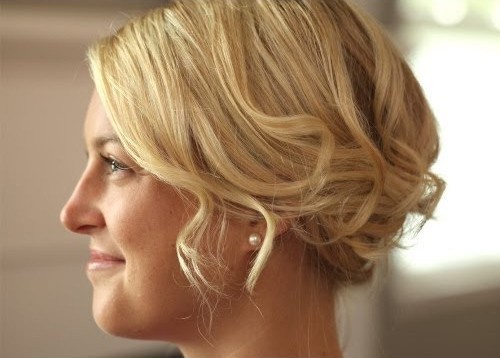 hairdos for medium hair for women 