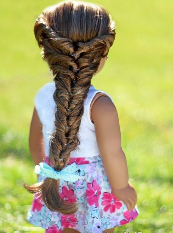  Fishtail hairstyle for American Girl Doll