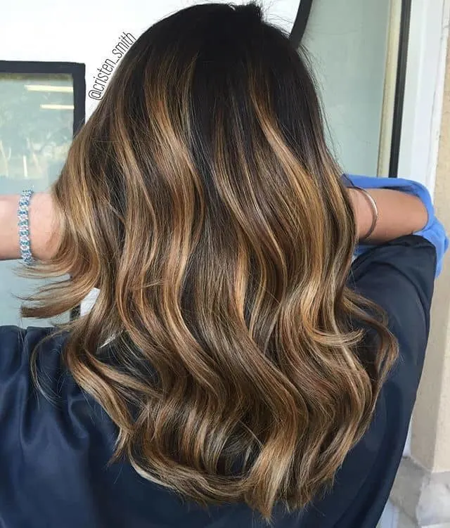 15 Blissful Honey Balayage Hairstyles (2023 Trends)