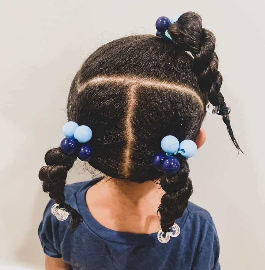 3 twisted ponytails