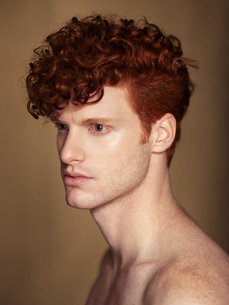  Mexican redhead Curly hairstyle