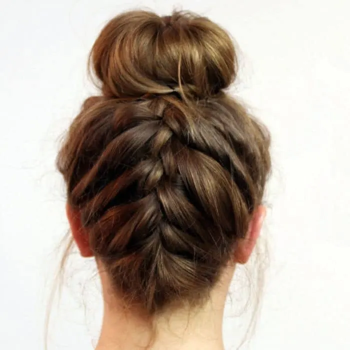classic hairstyle for women 